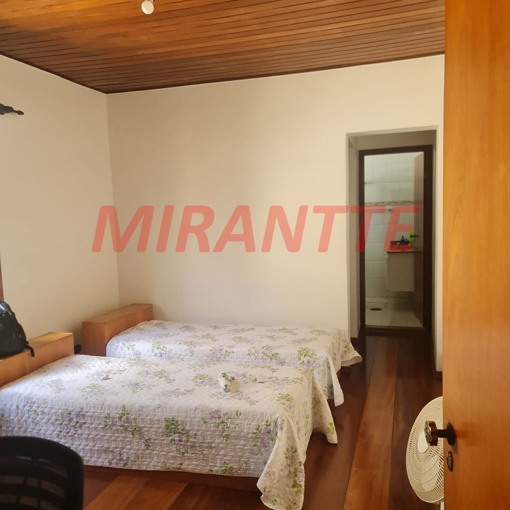 Sobrado de 136m² com 2 quartos em Vila Aurora