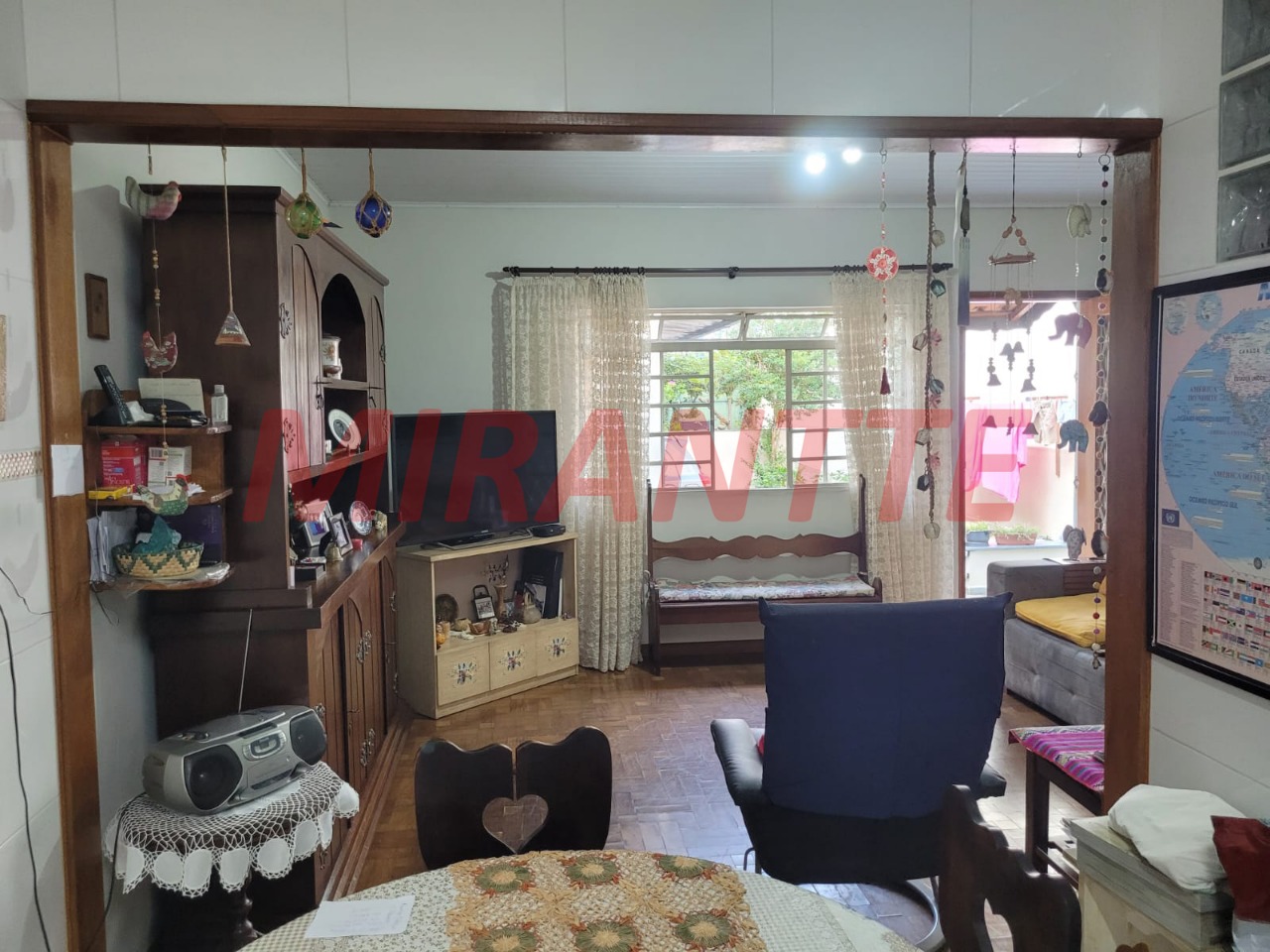 Sobrado de 305m² com 5 quartos em Santa Teresinha