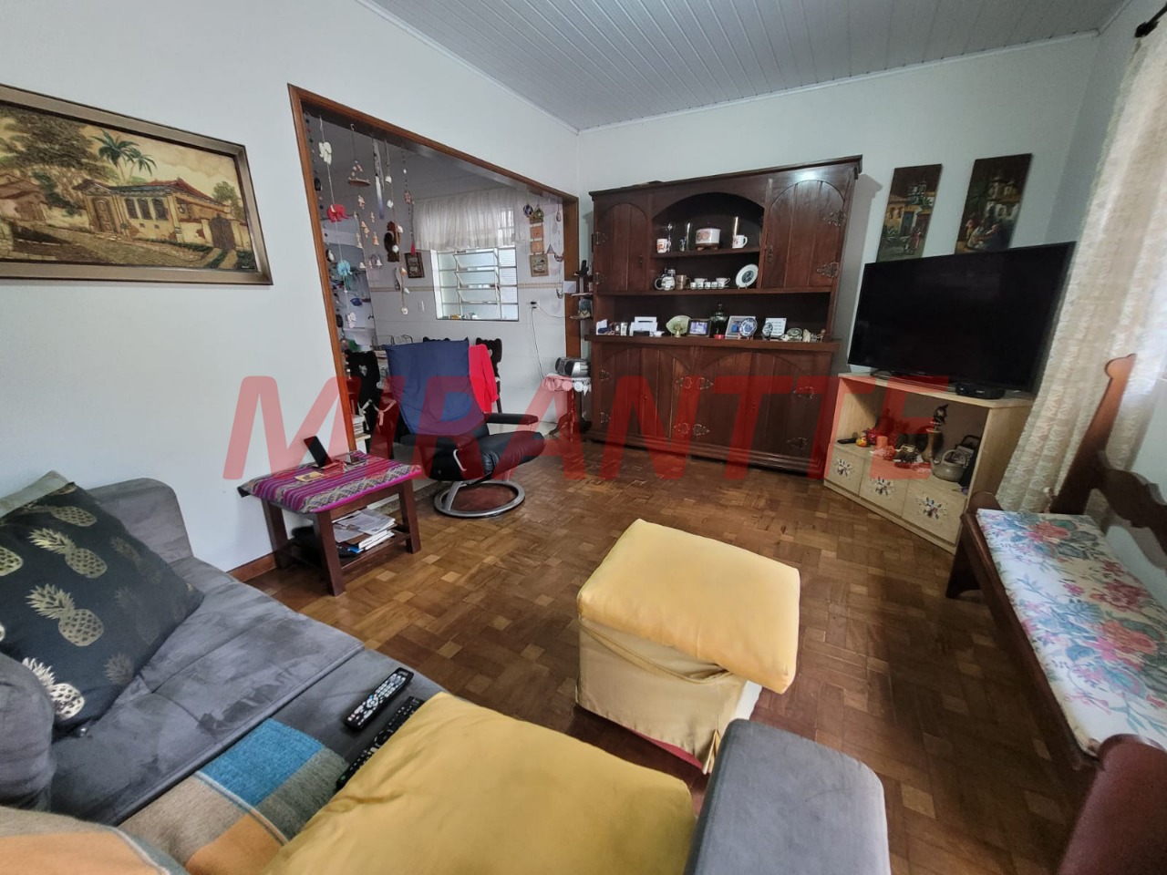 Sobrado de 305m² com 5 quartos em Santa Teresinha