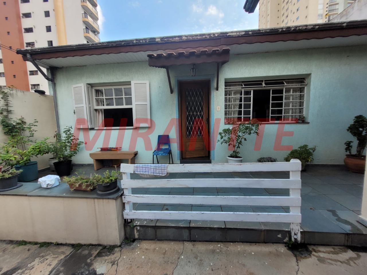Sobrado de 305m² com 5 quartos em Santa Teresinha