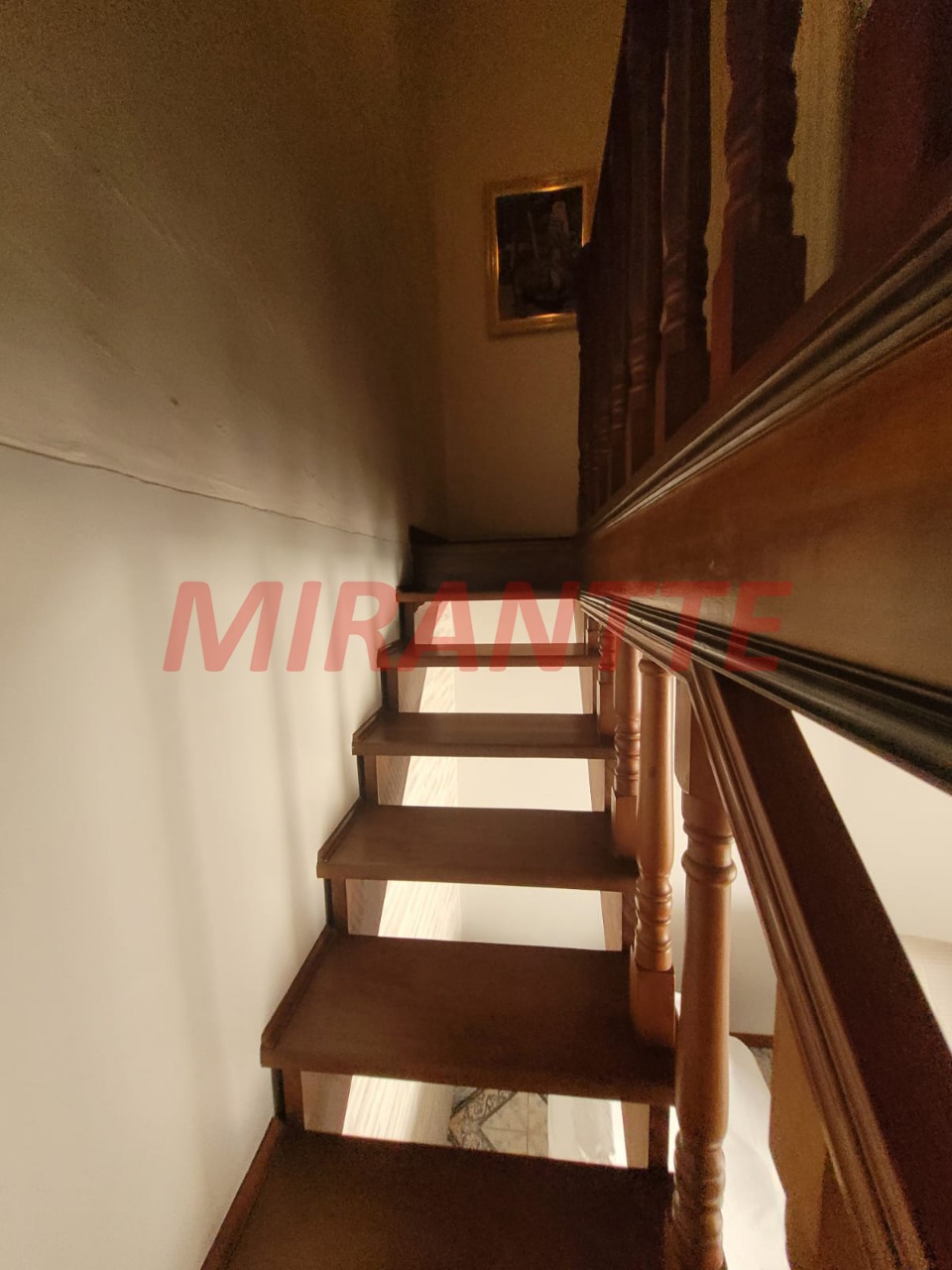 Sobrado de 305m² com 5 quartos em Santa Teresinha