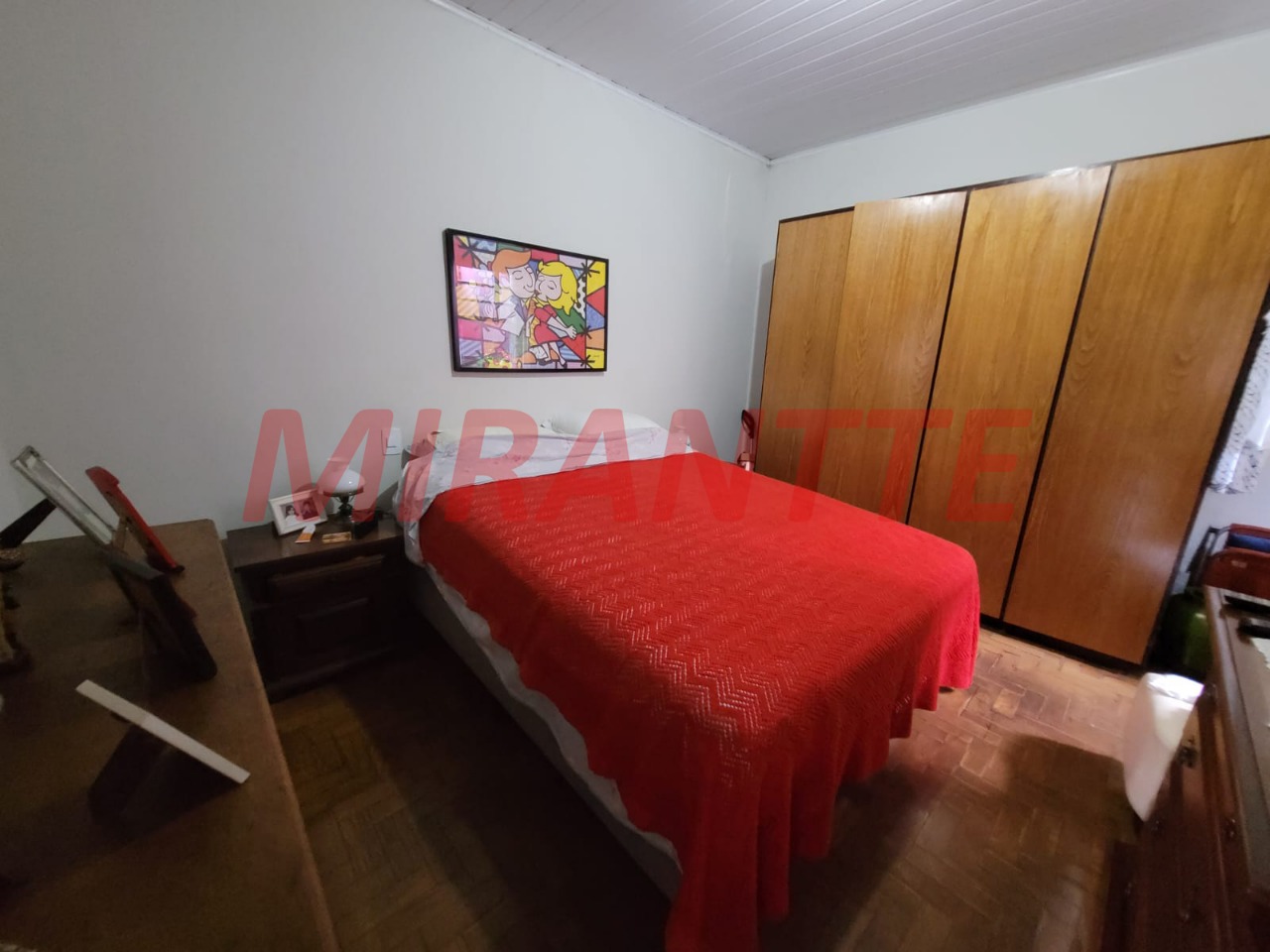 Sobrado de 305m² com 5 quartos em Santa Teresinha