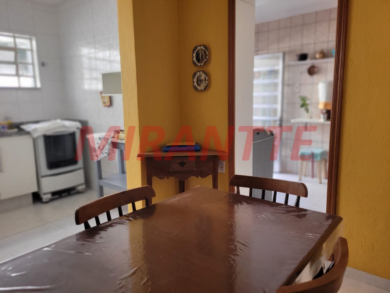 Sobrado de 305m² com 5 quartos em Santa Teresinha