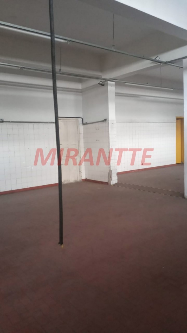 Comercial de 180m² em Vila Gustavo