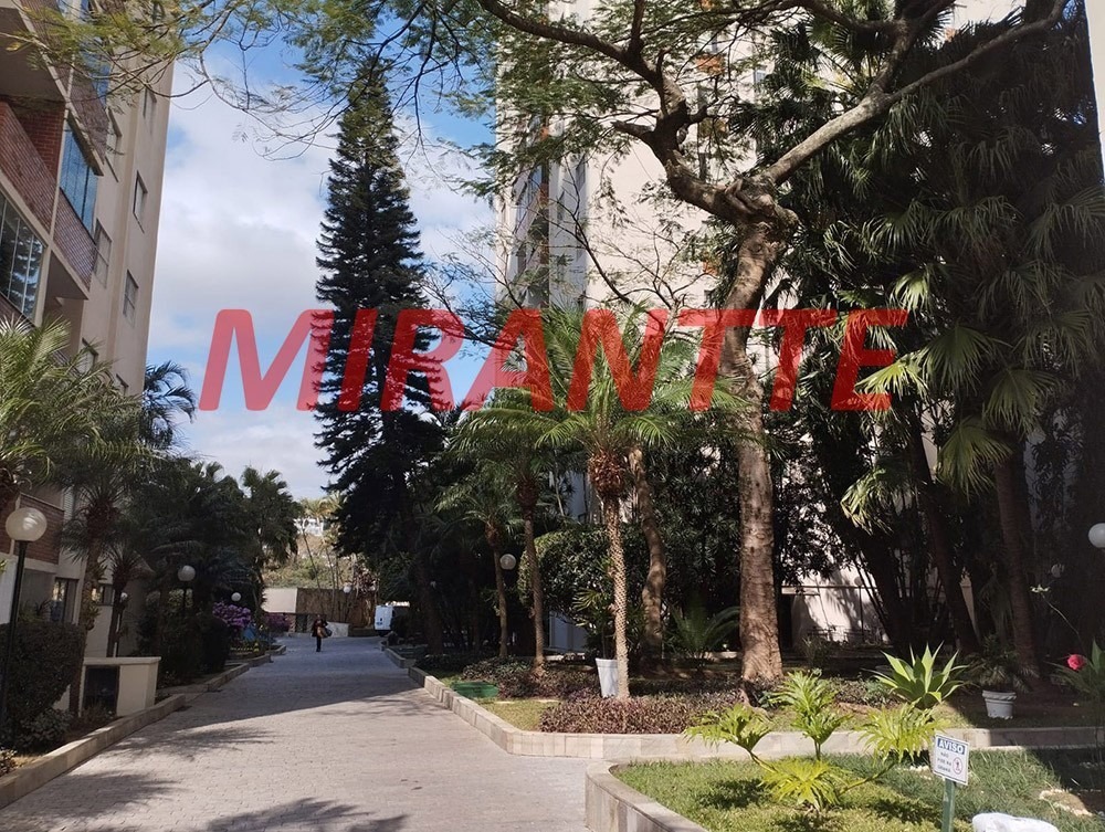 Apartamento de 92m² com 3 quartos em Barro Branco (Zona Norte)