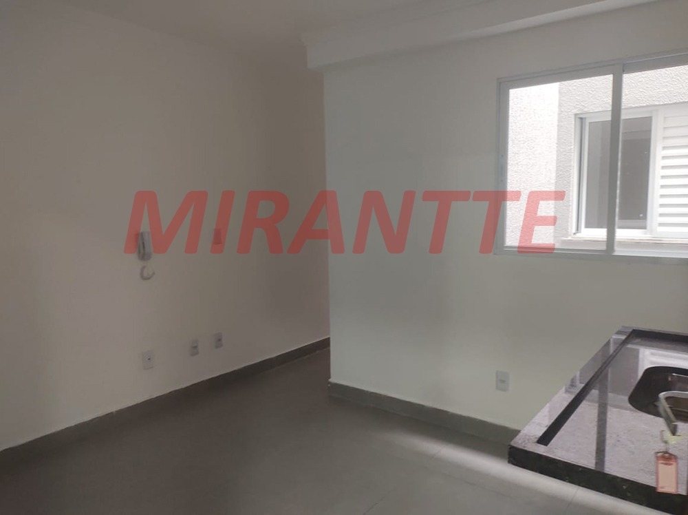 Apartamento de 36m² com 2 quartos em Vila Dom Pedro II