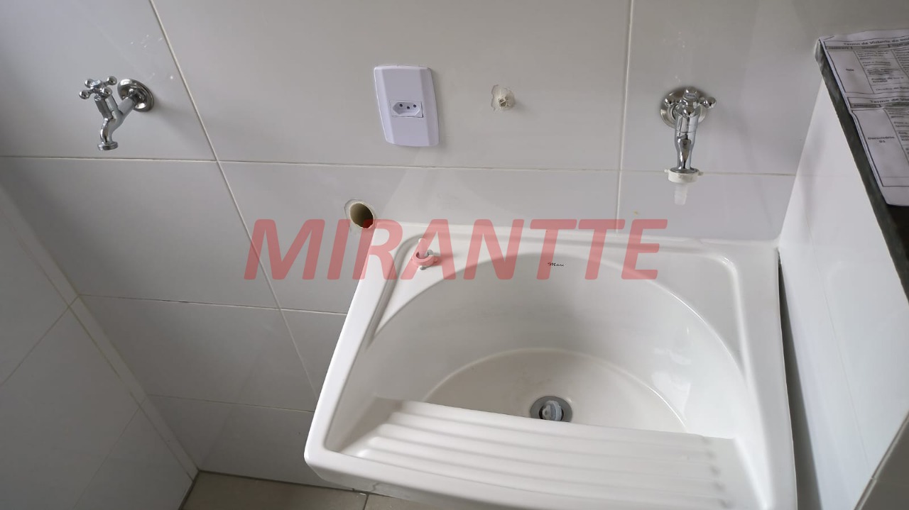 Cond. fechado de 47m² com 2 quartos em Vila Dom Pedro II