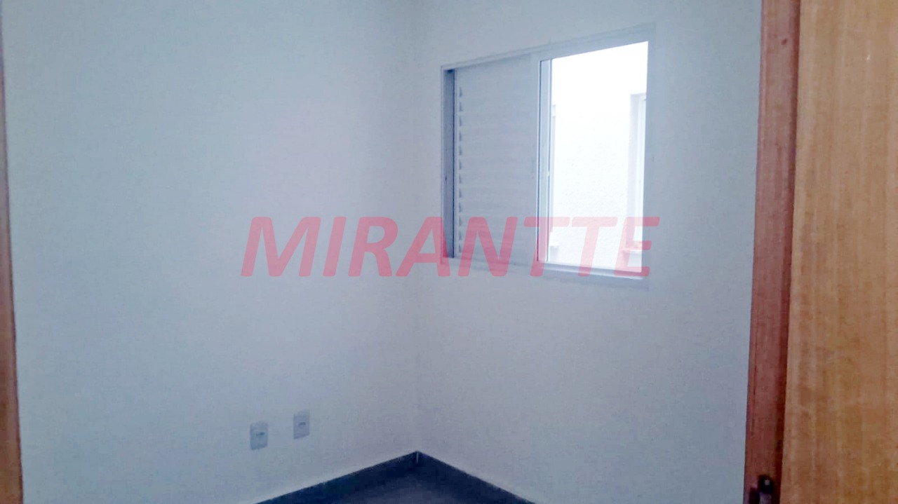 Apartamento de 36m² com 2 quartos em Vila Dom Pedro II