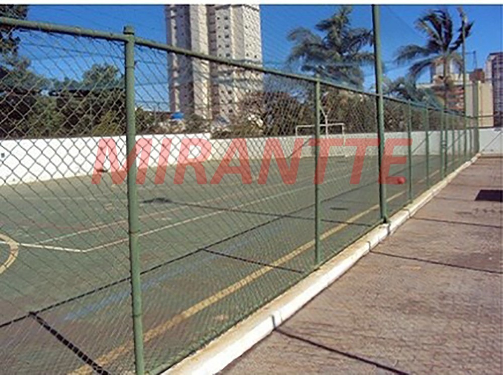 Apartamento de 77m² com 3 quartos em Santana