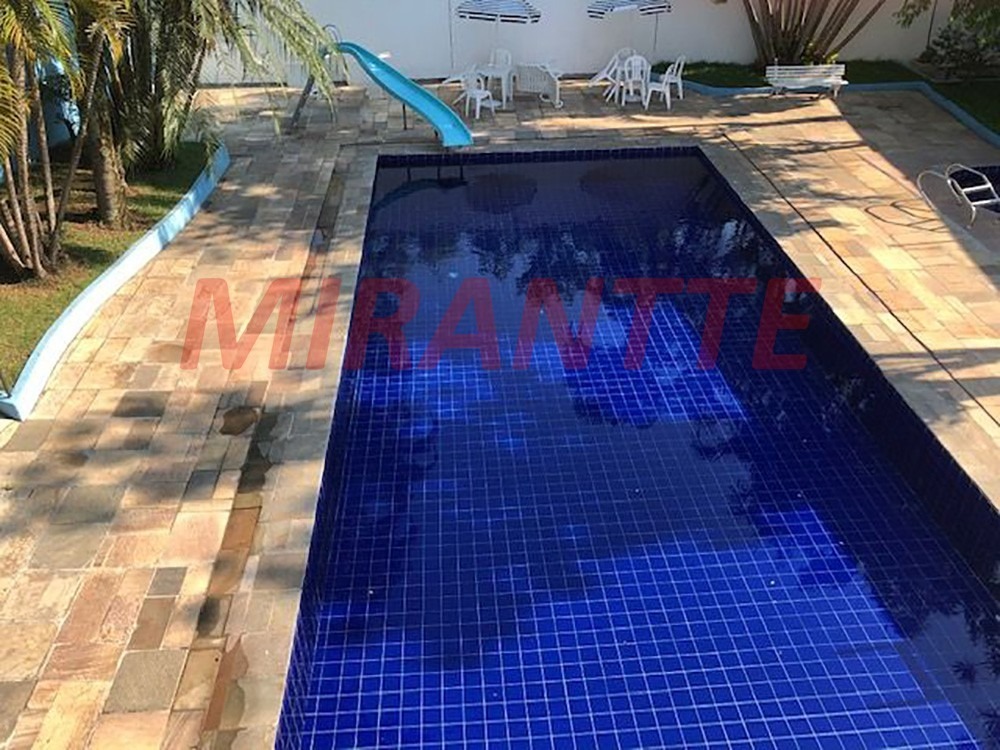 Apartamento de 77m² com 3 quartos em Santana