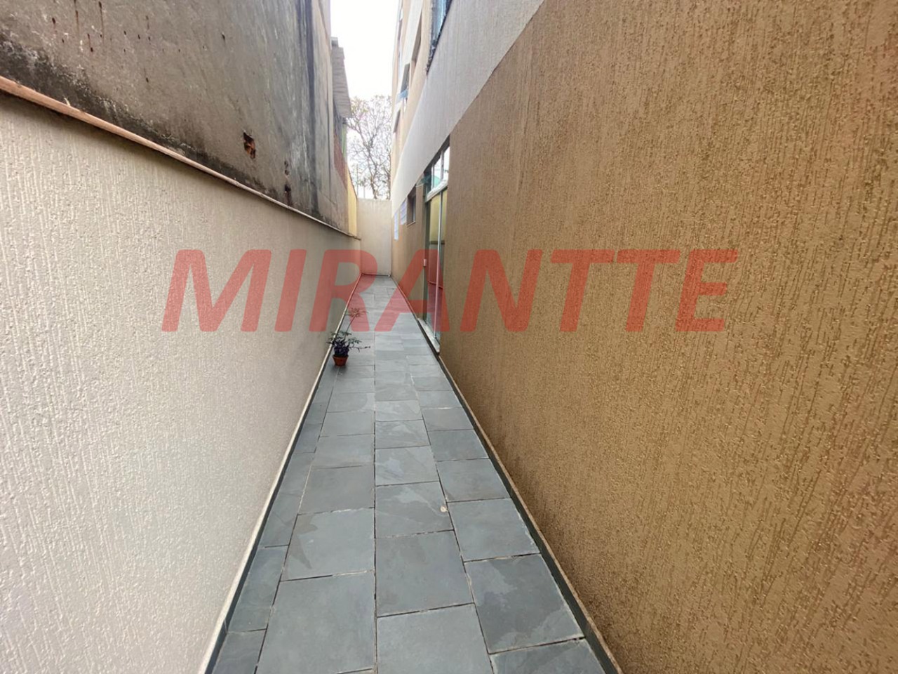 Apartamento de 50m² com 2 quartos em Limão