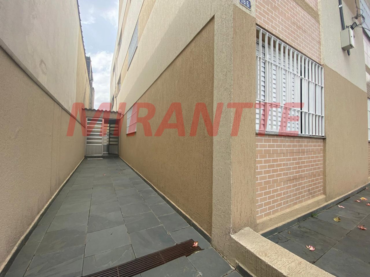 Apartamento de 50m² com 2 quartos em Limão