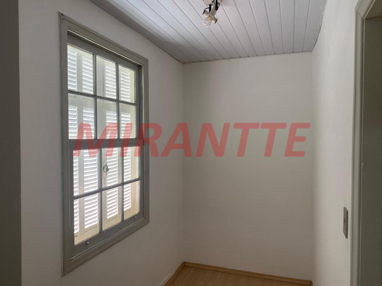 Sobrado de 82m² com 2 quartos em Santana