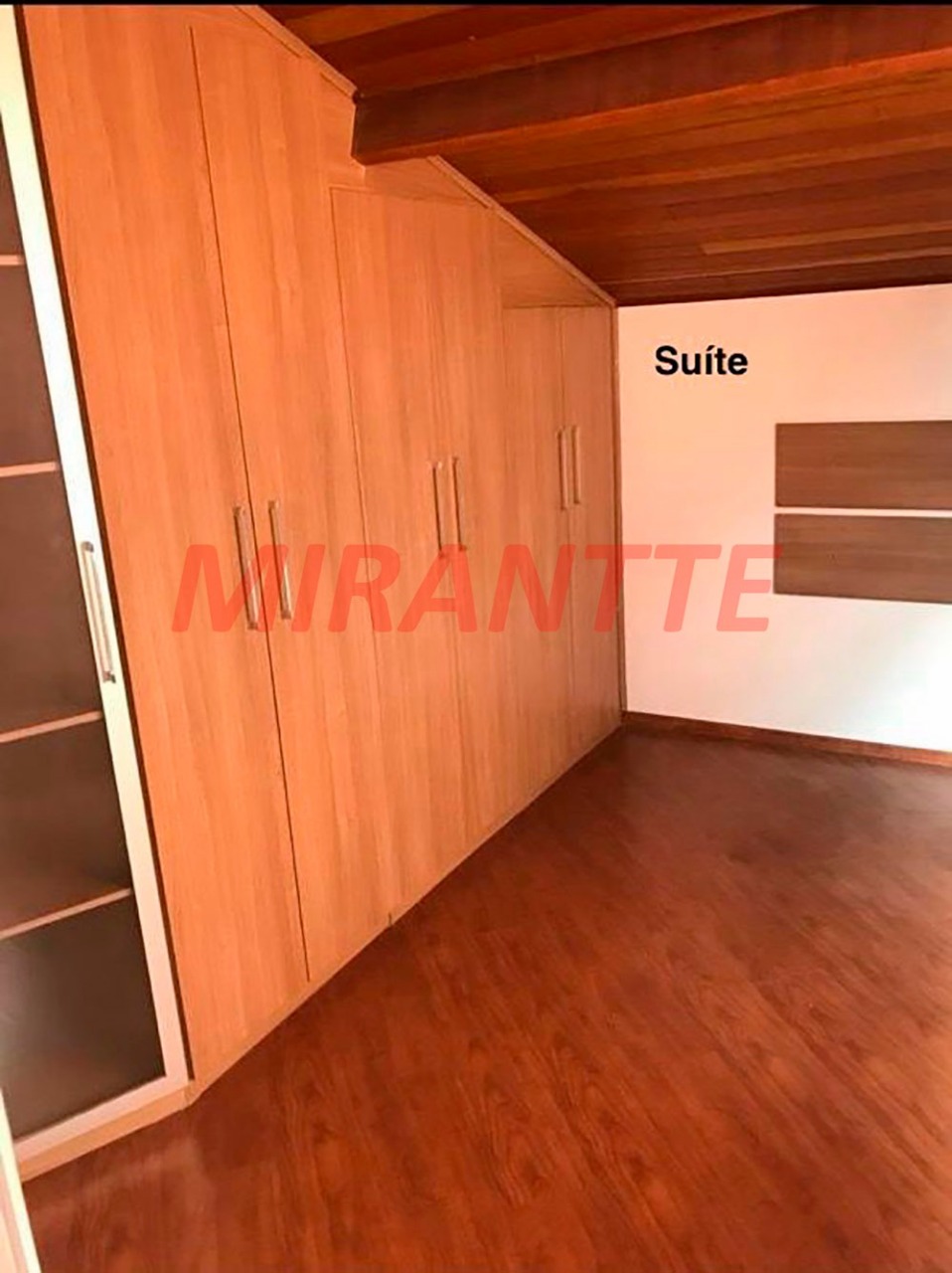 Casa terrea de 100m² com 3 quartos em Parque Renato Maia