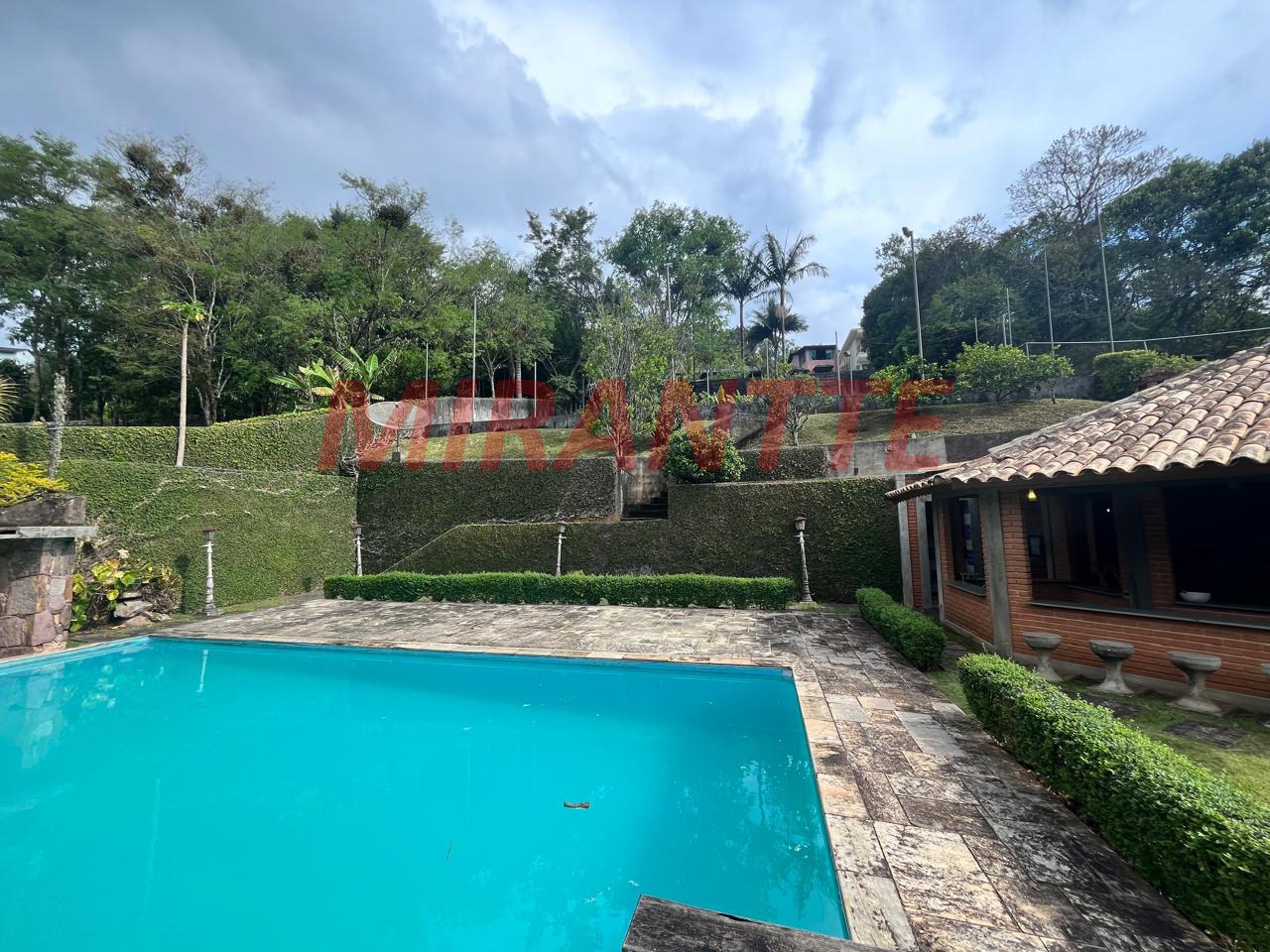 Casa terrea de 272m² com 3 quartos em Serra da Cantareira
