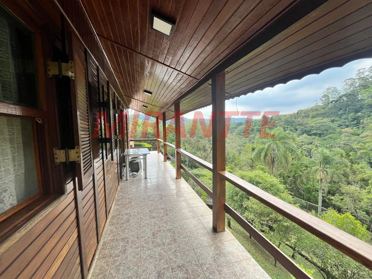Casa terrea de 272m² com 3 quartos em Serra da Cantareira