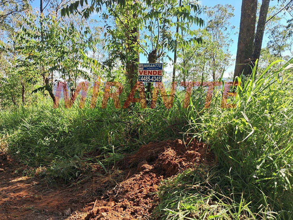 Terreno de 0m² em Mantiqueira