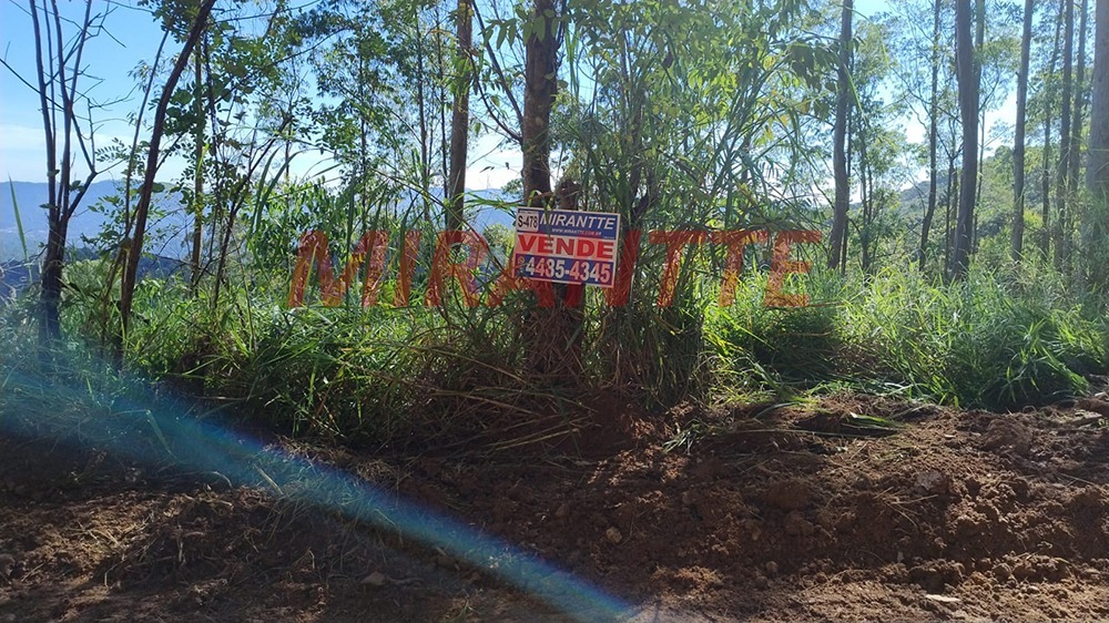Terreno de 0m² em Mantiqueira