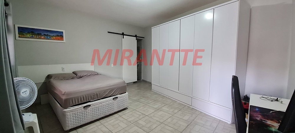 Sobrado de 192m² com 3 quartos em Jardim Vila Galvão