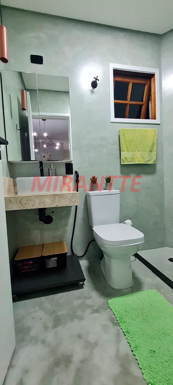 Sobrado de 192m² com 3 quartos em Jardim Vila Galvão