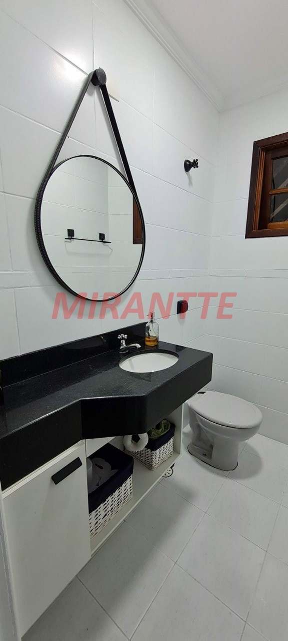 Sobrado de 192m² com 3 quartos em Jardim Vila Galvão
