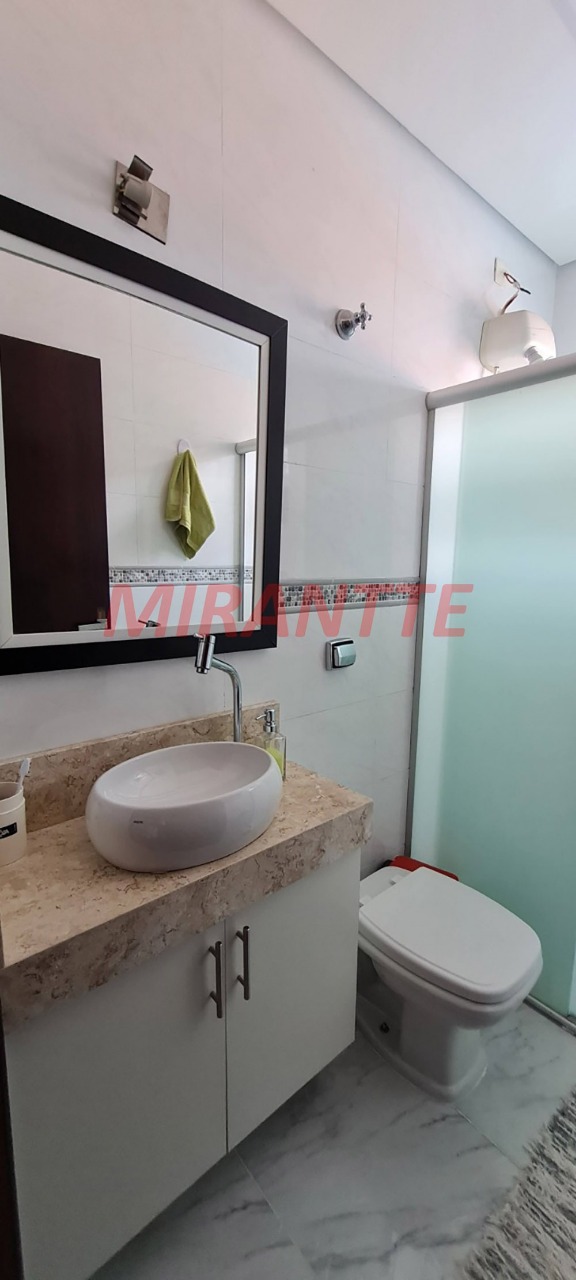 Sobrado de 192m² com 3 quartos em Jardim Vila Galvão