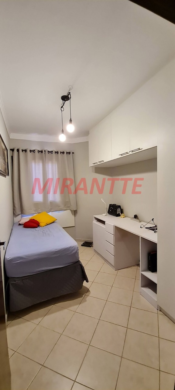 Sobrado de 192m² com 3 quartos em Jardim Vila Galvão