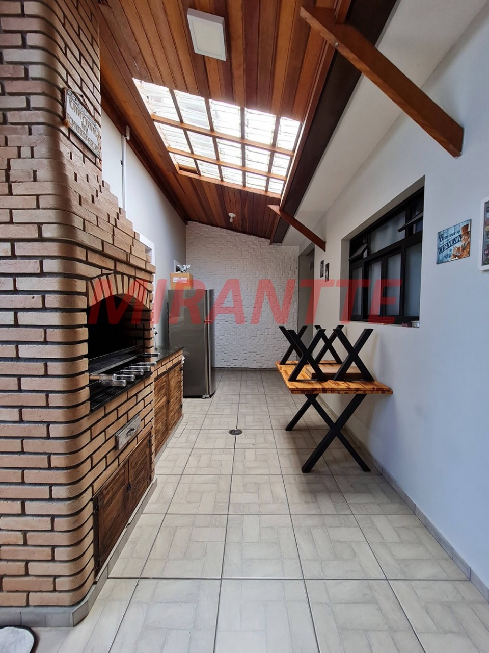 Sobrado de 192m² com 3 quartos em Jardim Vila Galvão