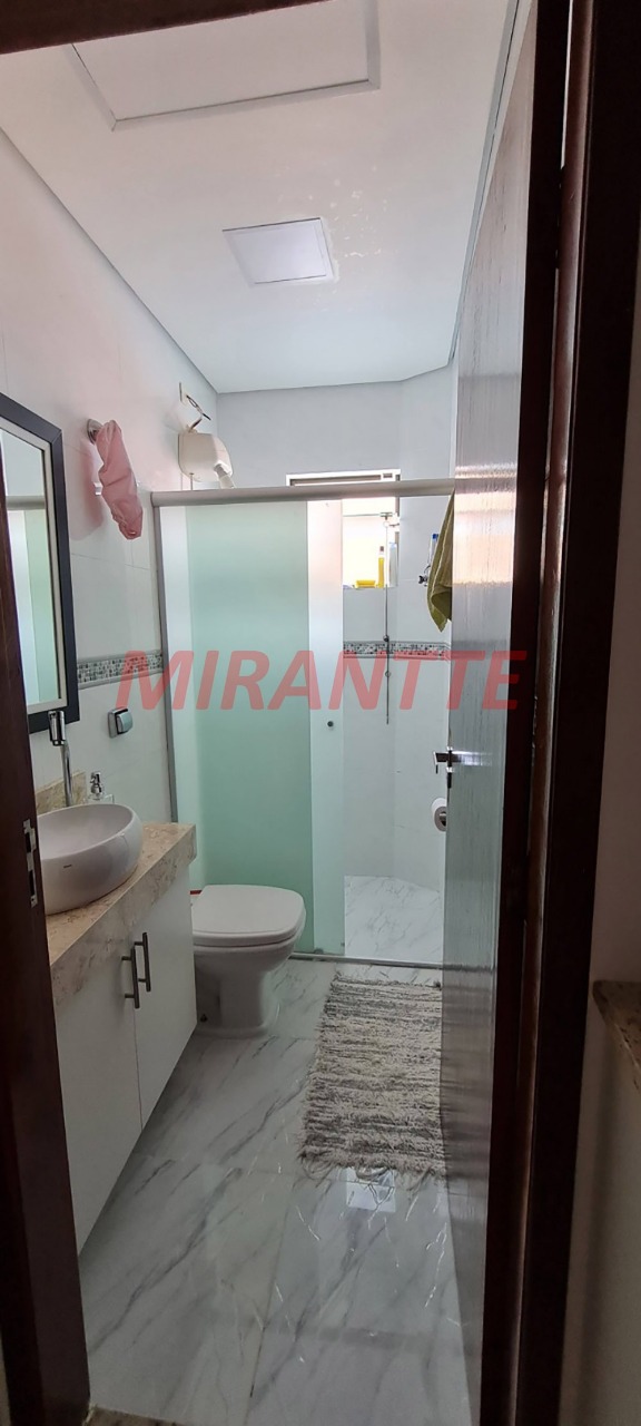 Sobrado de 192m² com 3 quartos em Jardim Vila Galvão