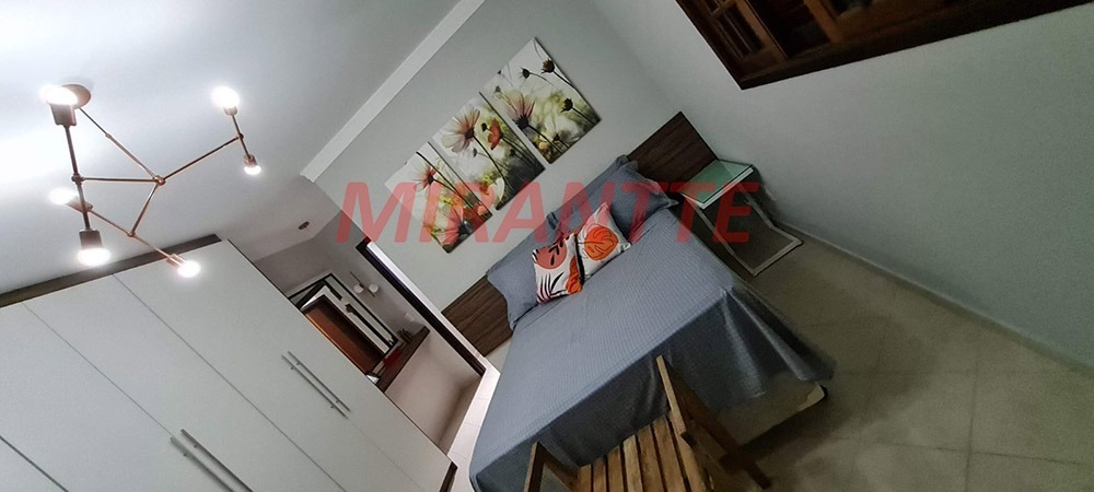 Sobrado de 192m² com 3 quartos em Jardim Vila Galvão