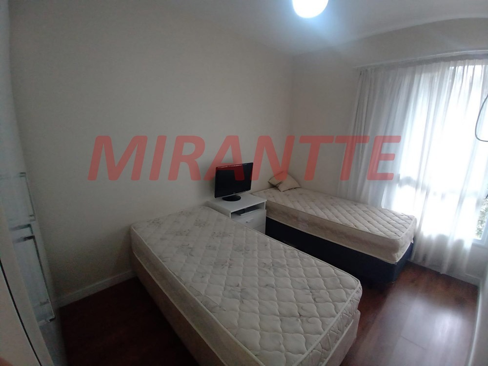 Cond. fechado de 300m² com 4 quartos em Tremembe