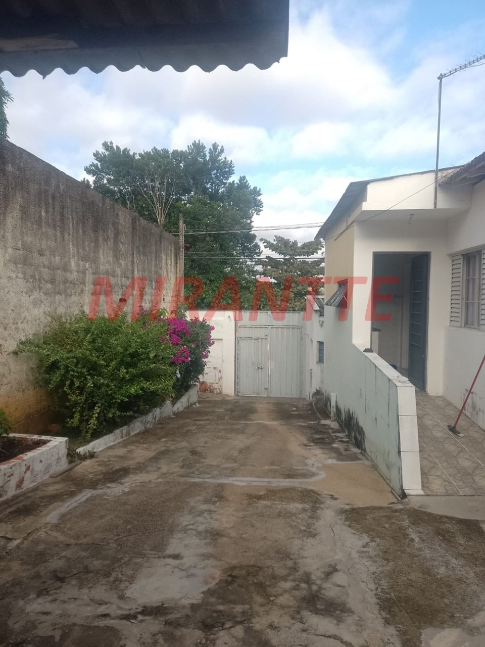 Casa terrea de 120m² com 2 quartos em Jardim Piratininga