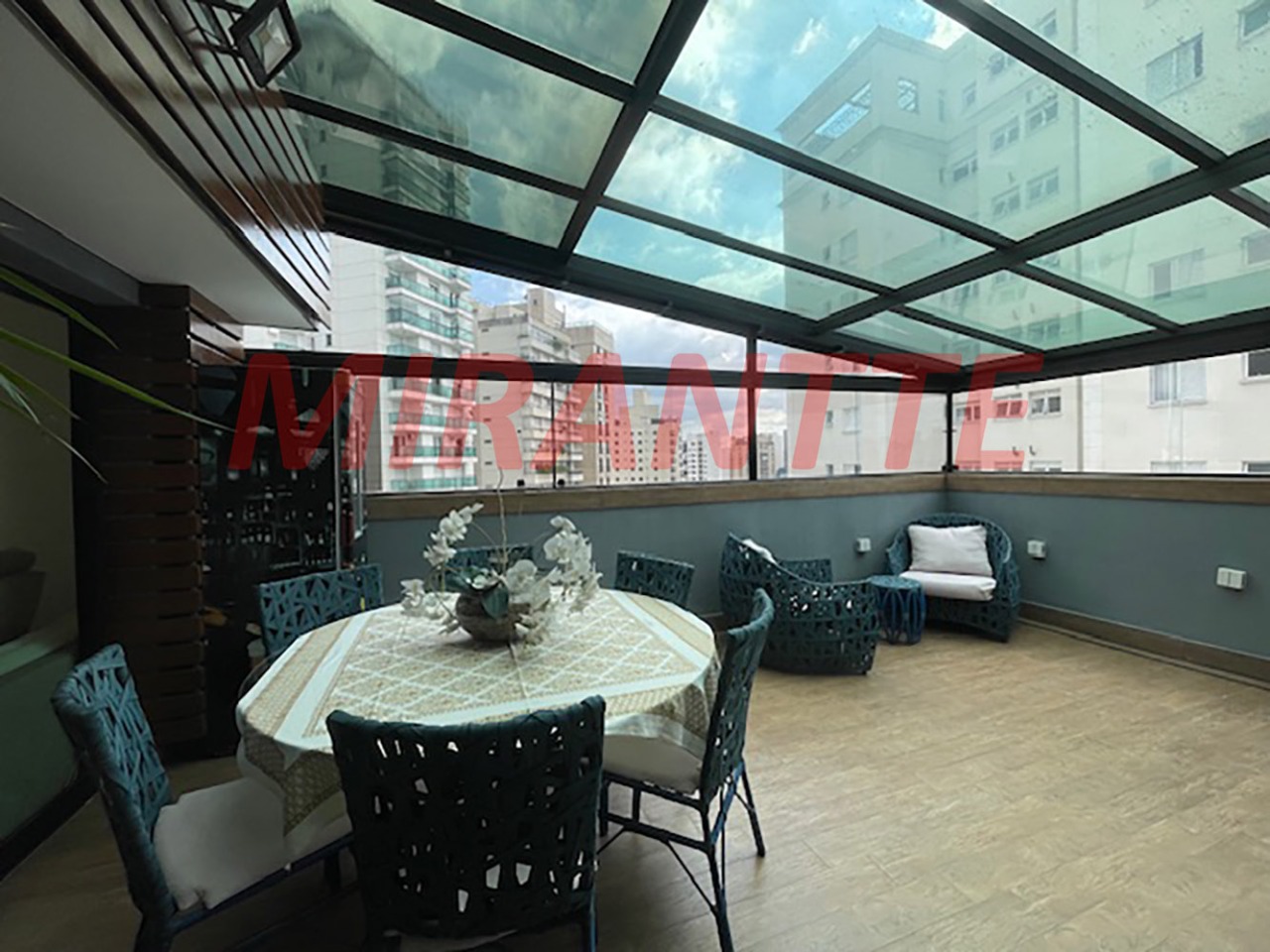 Apartamento de 164m² com 3 quartos em Santana