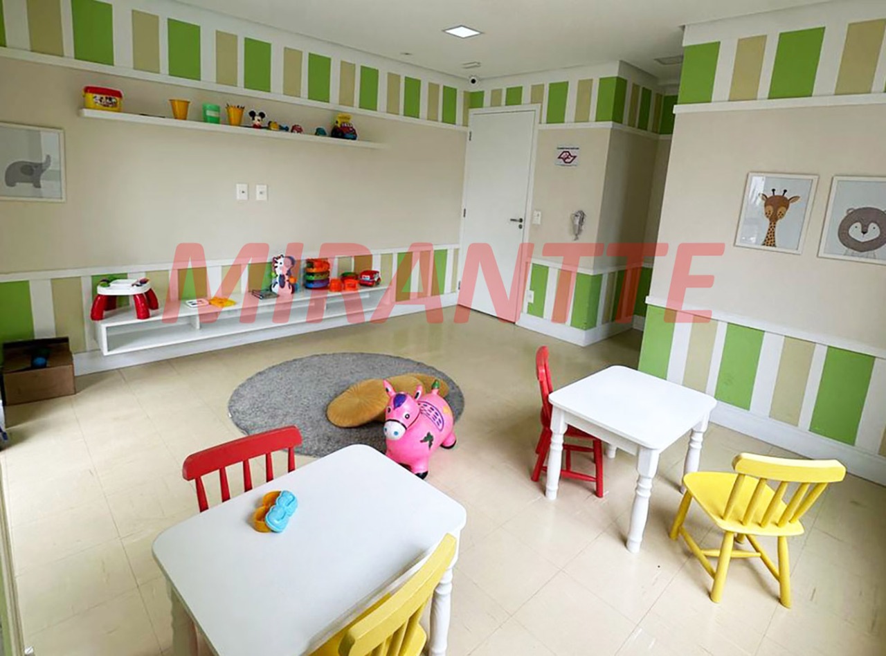 Apartamento de 69m² com 2 quartos em Santa Teresinha