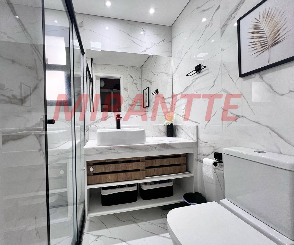 Apartamento de 69m² com 2 quartos em Santa Teresinha
