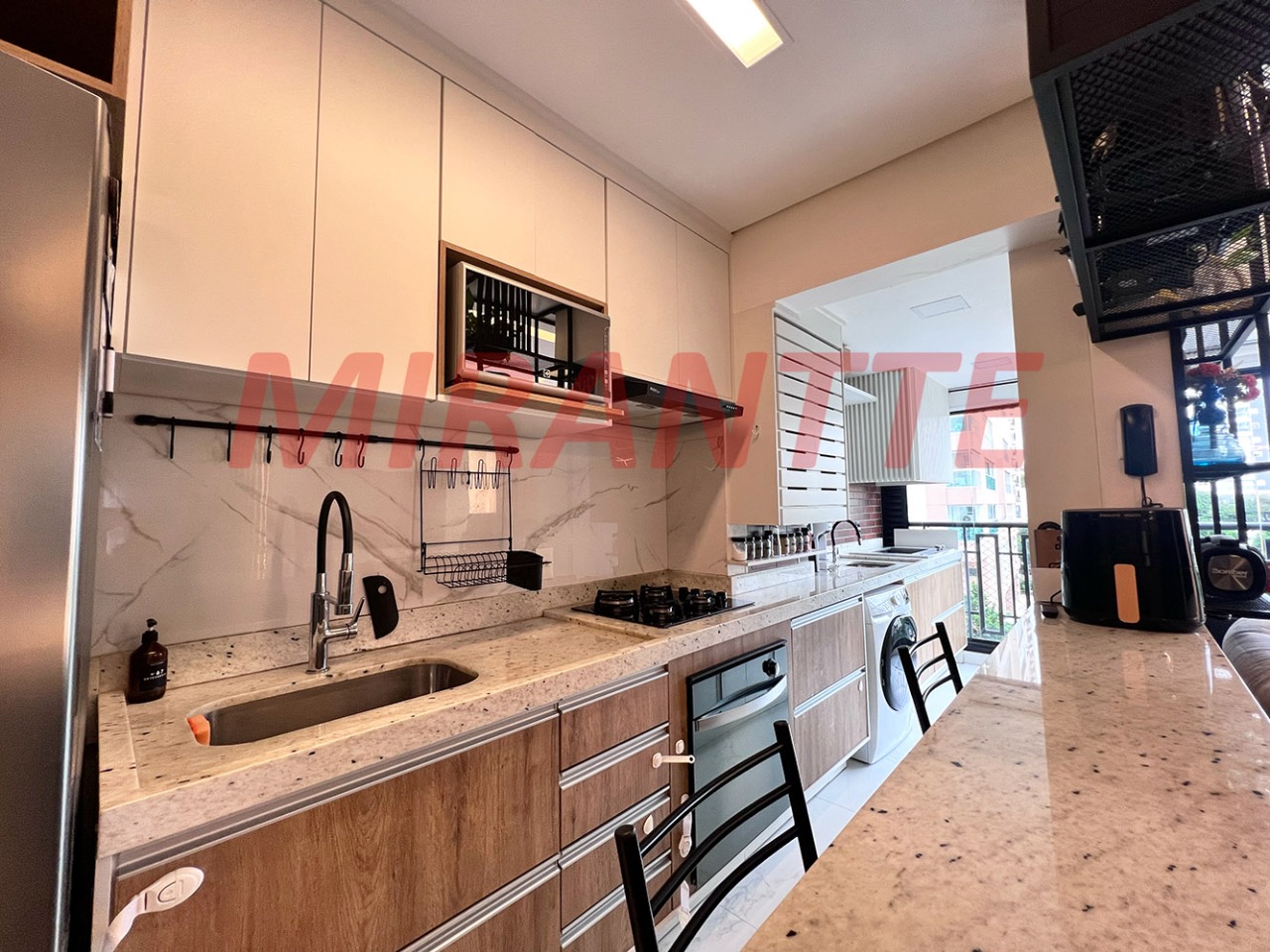 Apartamento de 69m² com 2 quartos em Santa Teresinha