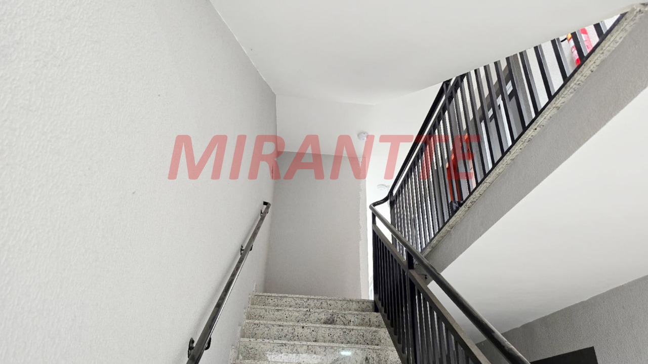 Apartamento de 40.4m² com 2 quartos em Vila Mazzei