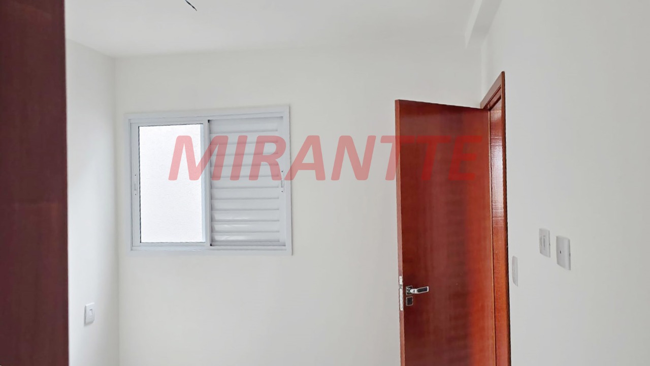Apartamento de 40.4m² com 2 quartos em Vila Mazzei