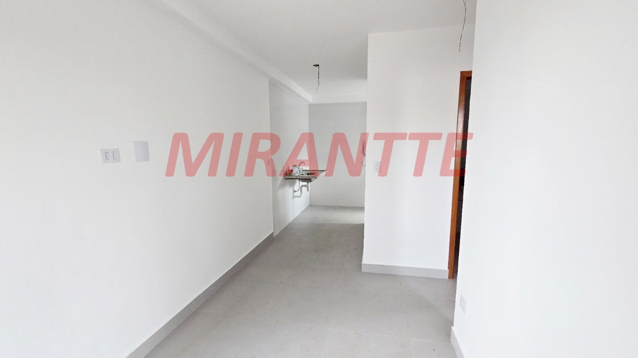 Apartamento de 40.4m² com 2 quartos em Vila Mazzei