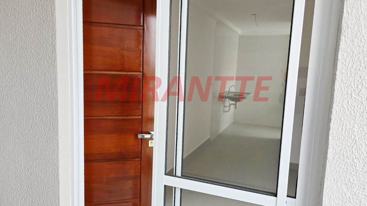 Apartamento de 40.4m² com 2 quartos em Vila Mazzei