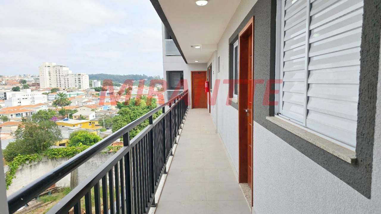 Apartamento de 40.4m² com 2 quartos em Vila Mazzei