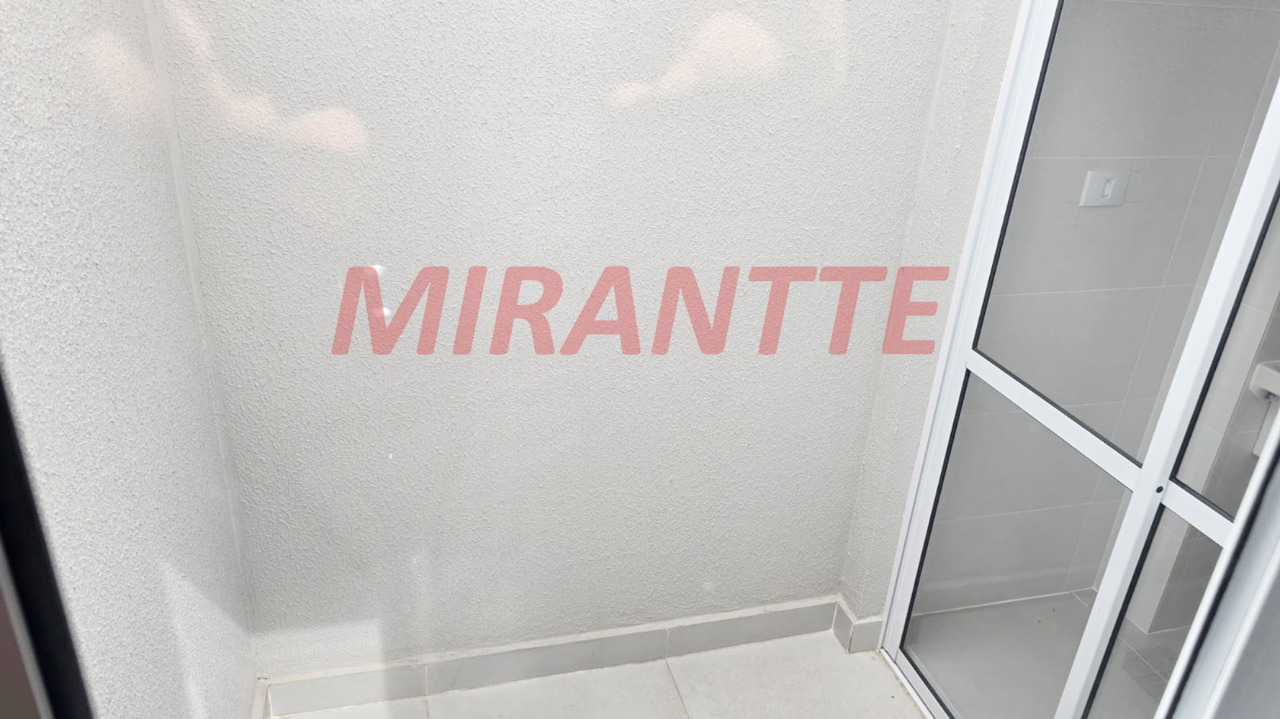 Apartamento de 40.4m² com 2 quartos em Vila Mazzei