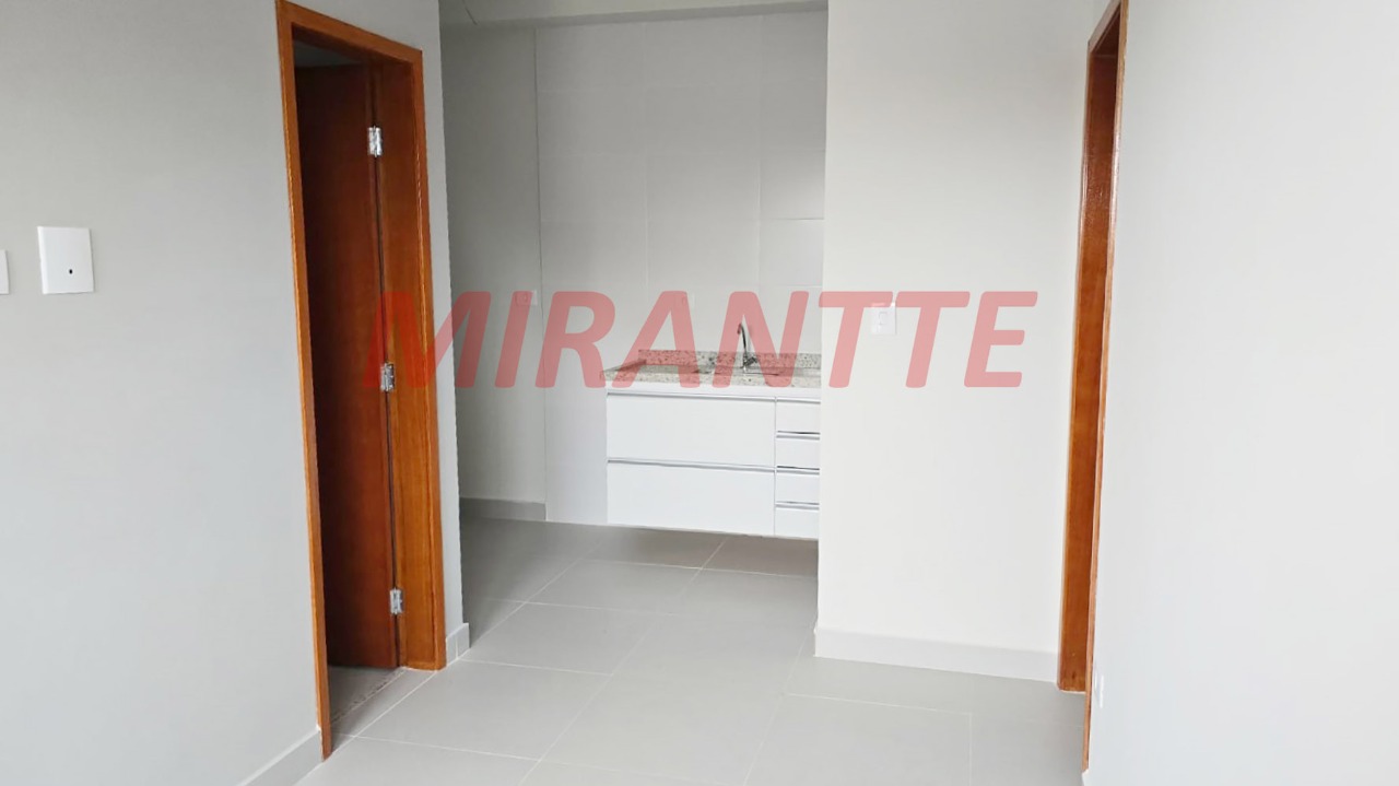 Apartamento de 40.4m² com 2 quartos em Vila Mazzei