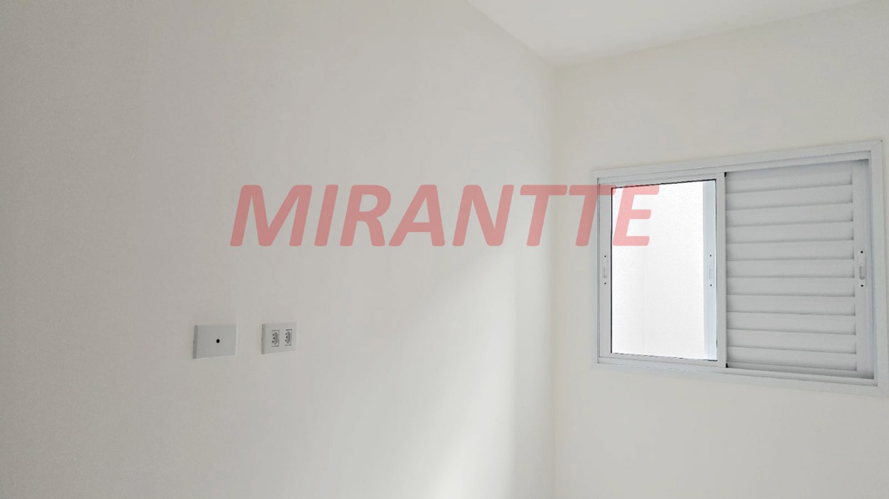 Apartamento de 40.4m² com 2 quartos em Vila Mazzei