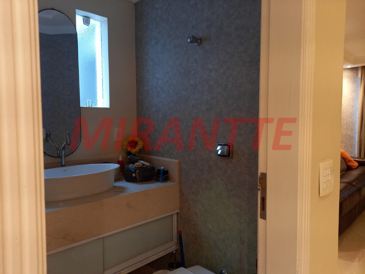 Sobrado de 300m² com 3 quartos em Santa Terezinha