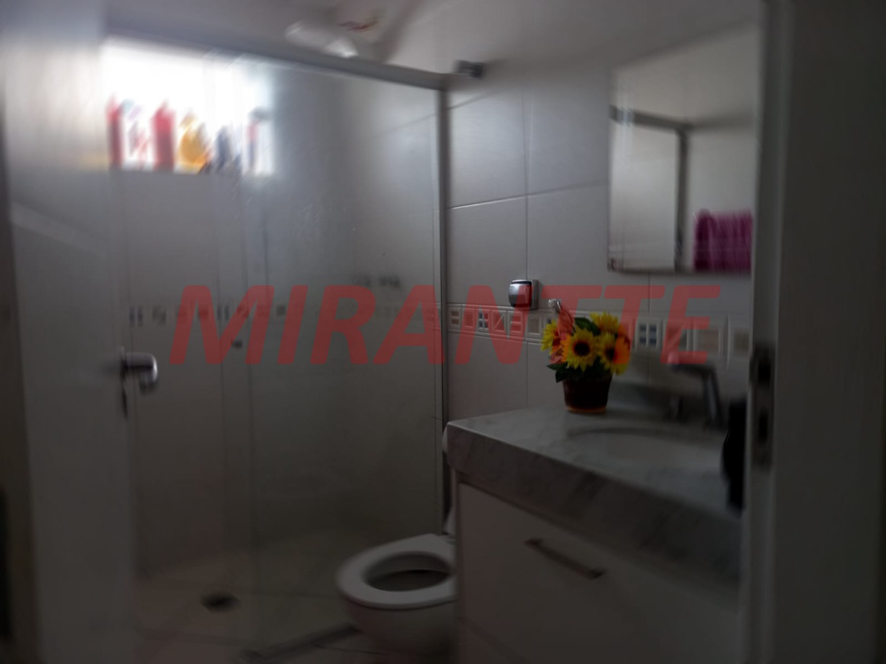 Sobrado de 300m² com 3 quartos em Santa Terezinha