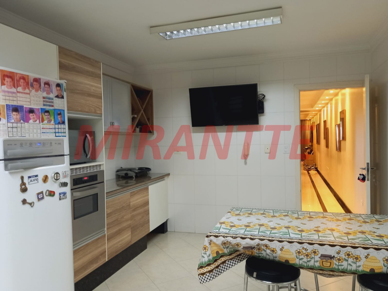 Sobrado de 300m² com 3 quartos em Santa Terezinha