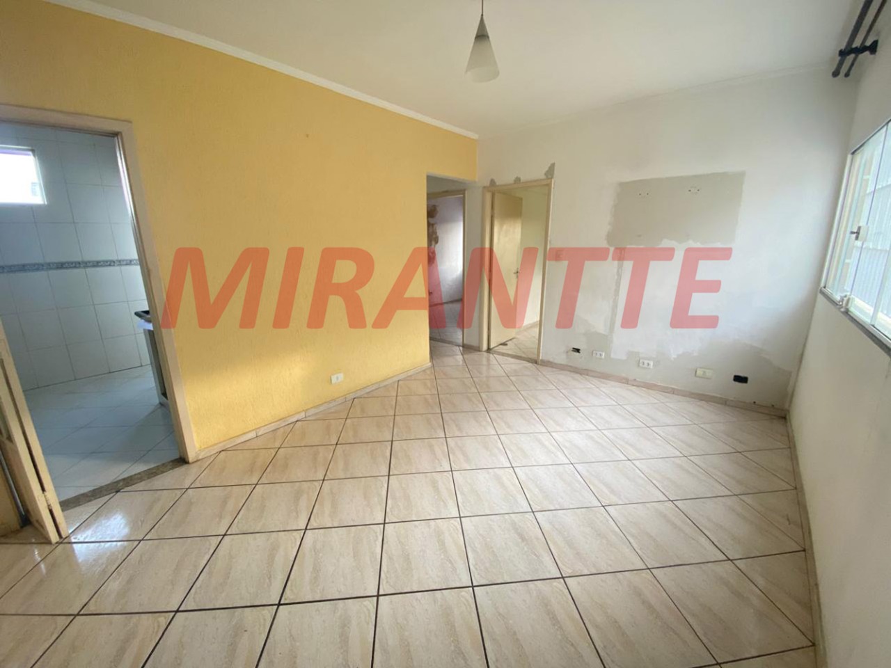 Apartamento de 50m² com 2 quartos em Limão