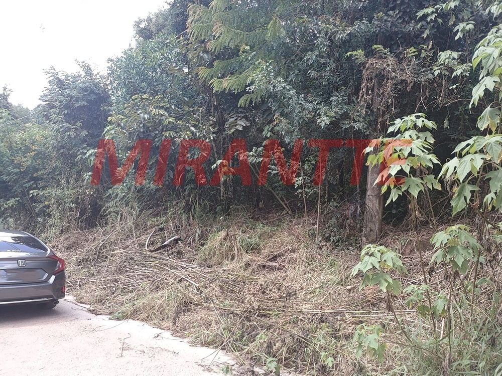 Terreno de 0m² em Caraguata
