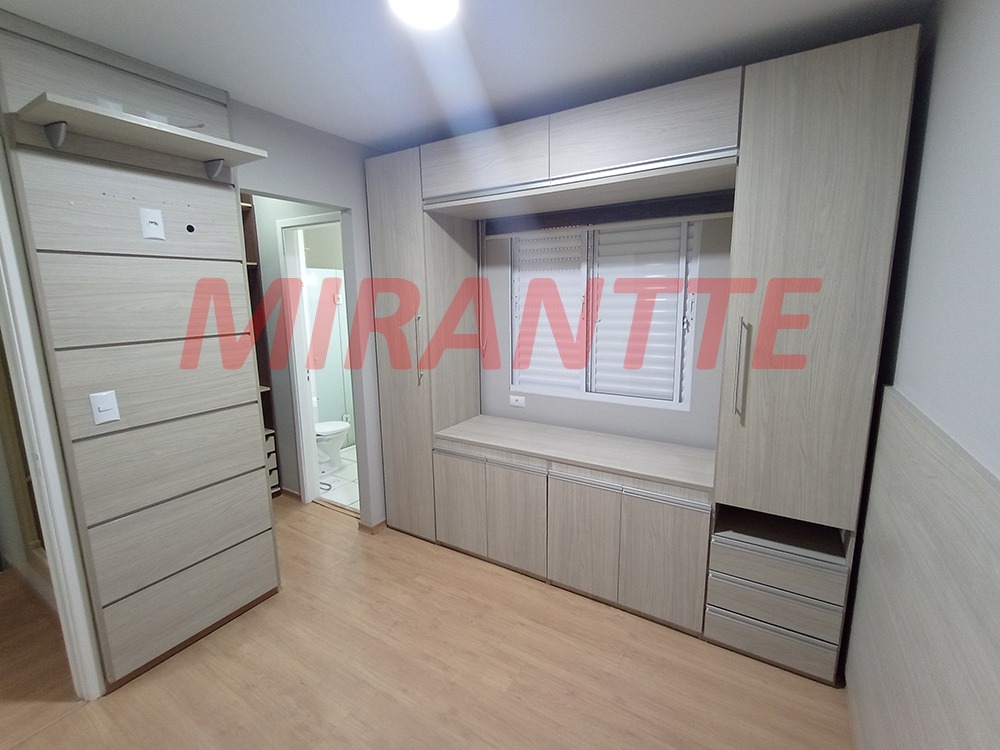Cond. fechado de 109.5m² com 3 quartos em Jardim Ipê